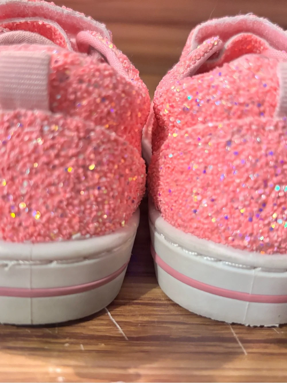 Toddler Glitter Velcro Sneakers in Pink size 5